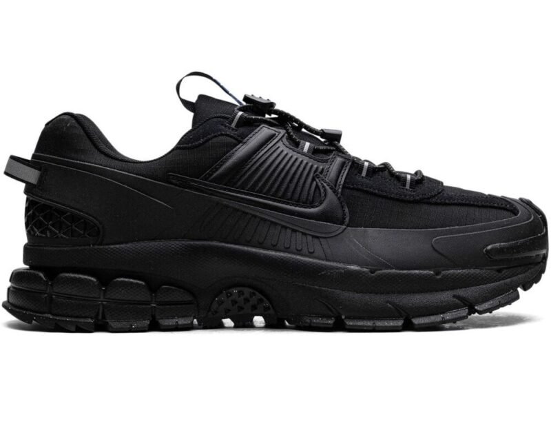 Nike Zoom Vomero 5 Roam Triple  Black